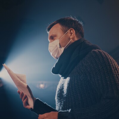 Please, I Am Begging You, Stop Writing COVID-19 Into Your TV Shows