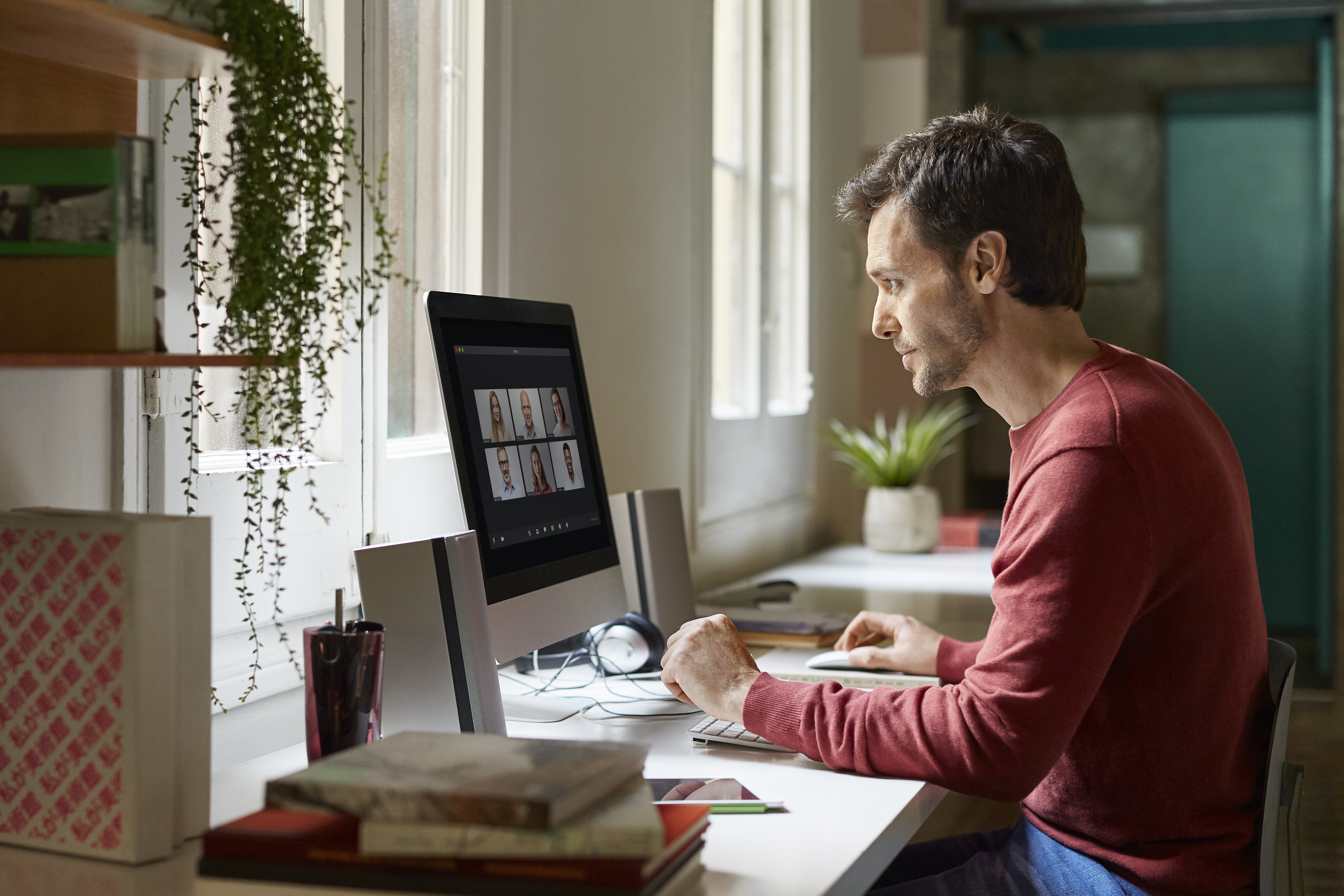 9 Tips to Create a Home Office with Little or No Money
