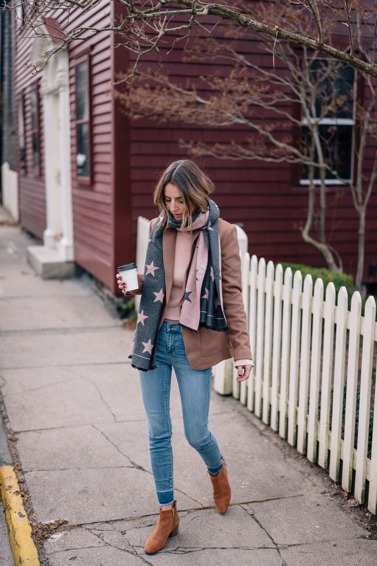 Jess-Ann-Kirby-Camel-Wool-Blazer-Star-Print-Scarf-Skinny-Raw-Hem-Jeans.jpg