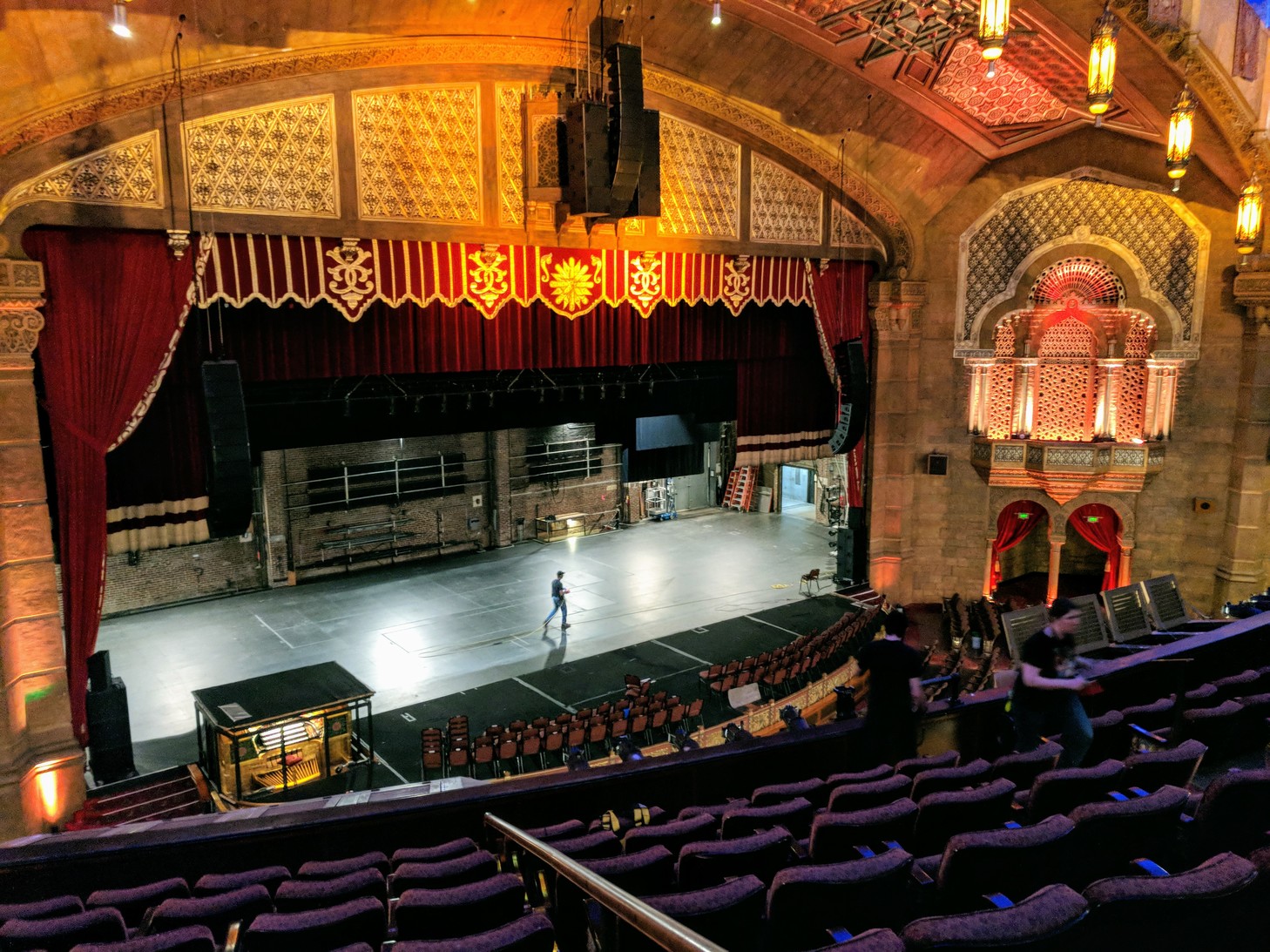 AtlantaFoxTheatreStage (2).jpg