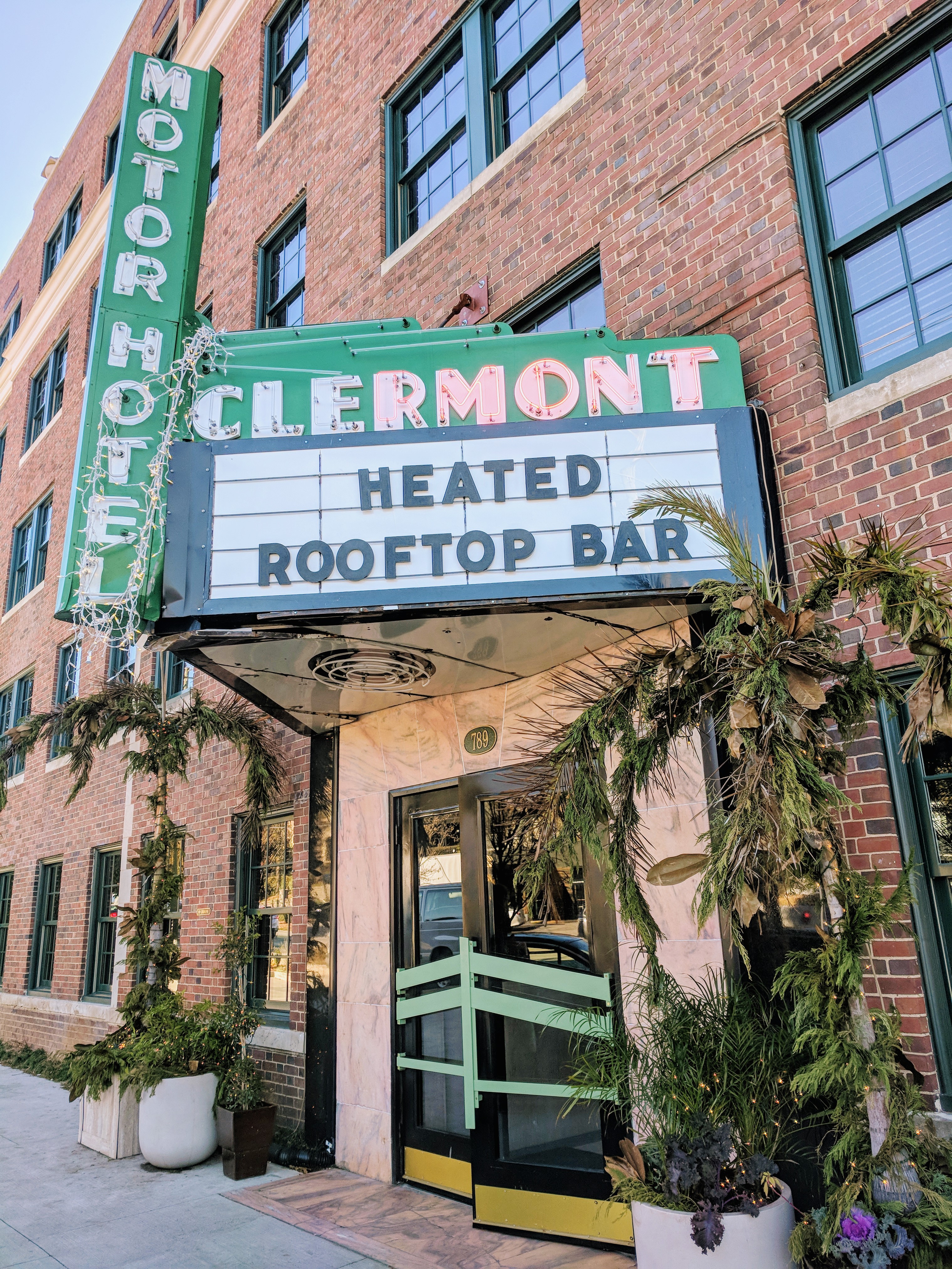 AtlantaClermontHotelEntrance.jpg